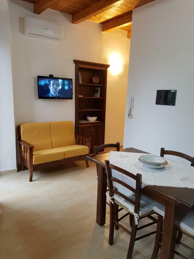Casa Vacanze La Pavoncella Iglesias Dış mekan fotoğraf