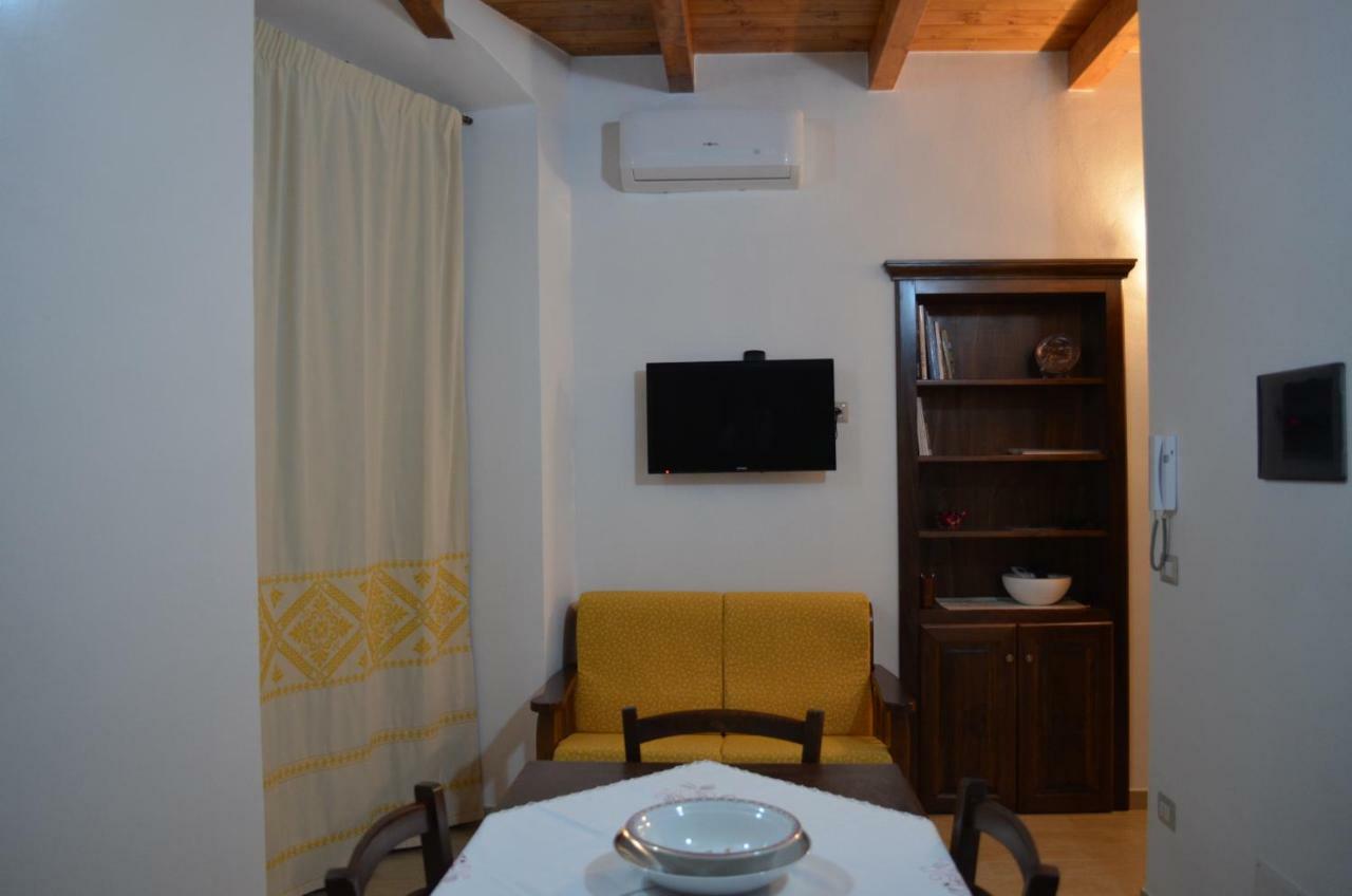 Casa Vacanze La Pavoncella Iglesias Dış mekan fotoğraf